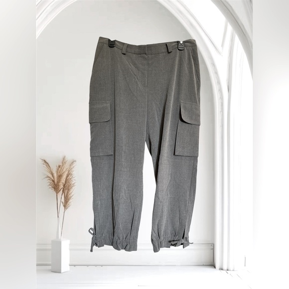 Mossimo Supply Co. Pants - Mossimo Stretch Dressy Gray Cropped Cargo Pants.  NWOT Size 10